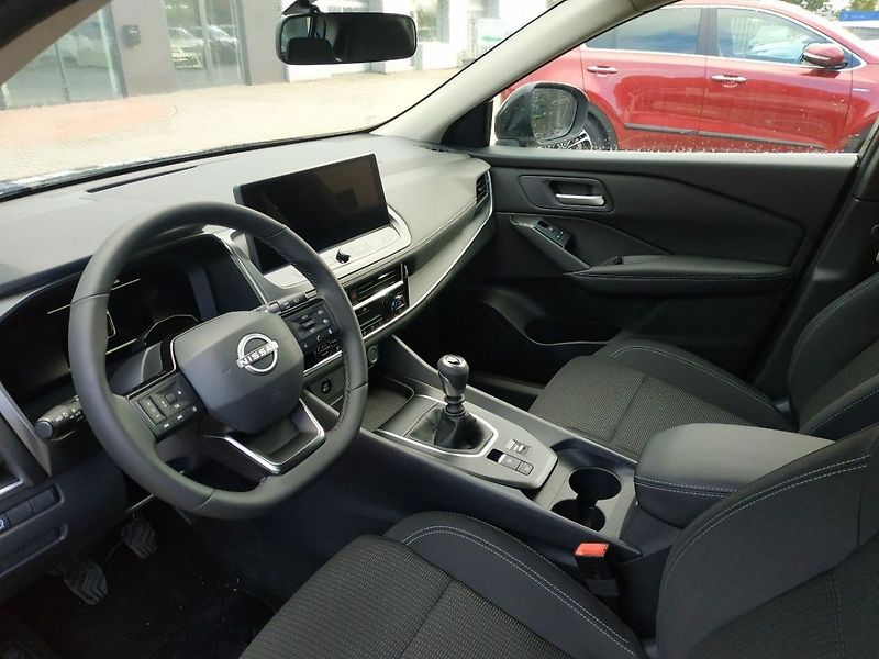 Nissan Qashqai 1.3mHEV,2WD, MT, Acenta, SKLAD - fotka 10 z 26