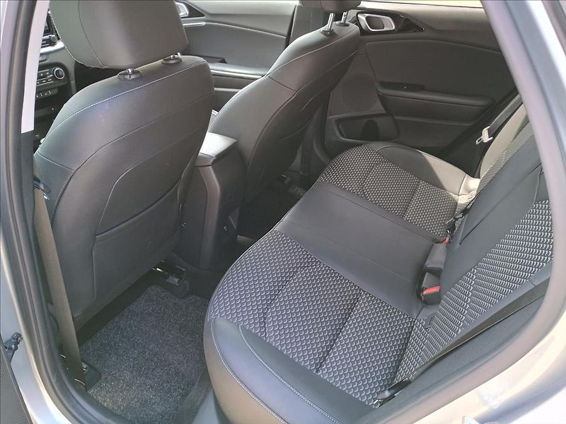 Kia XCeed 1,5 T-GDi GPF EXCLUSIVE  REFER - fotka 7 z 8