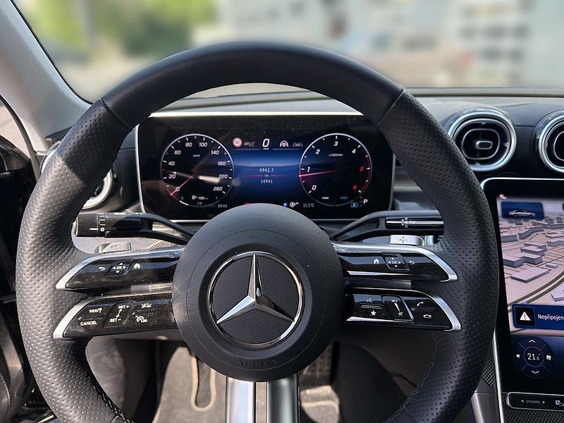 Mercedes-Benz Třídy C C 220d 4M AMG - fotka 10 z 16