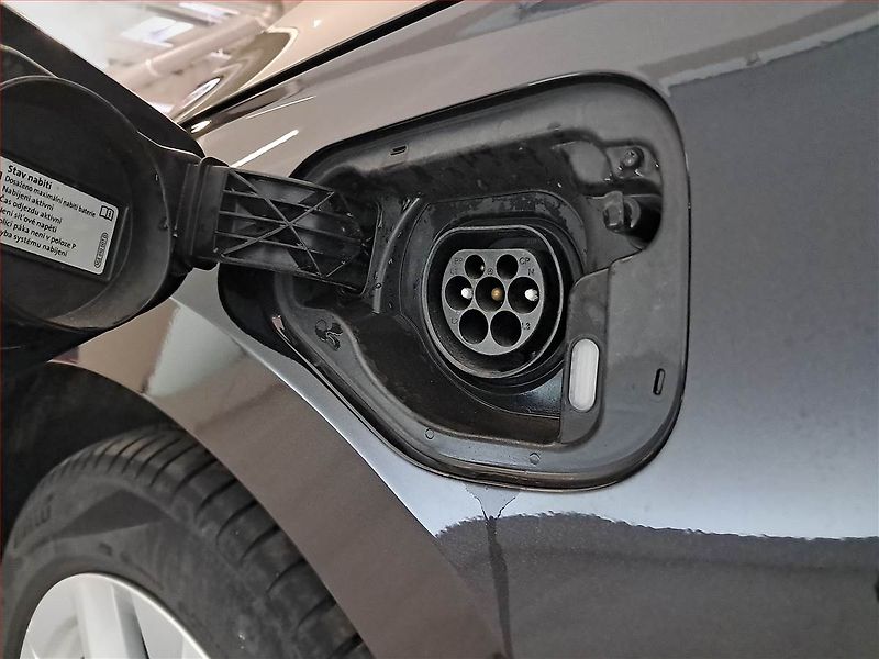 Škoda Octavia (2022) Style 1.4 TSI iV - fotka 20 z 20