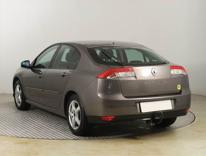 Renault Laguna (2008) 2.0 16V, LPG, po STK, Tažné - fotka 4 z 18