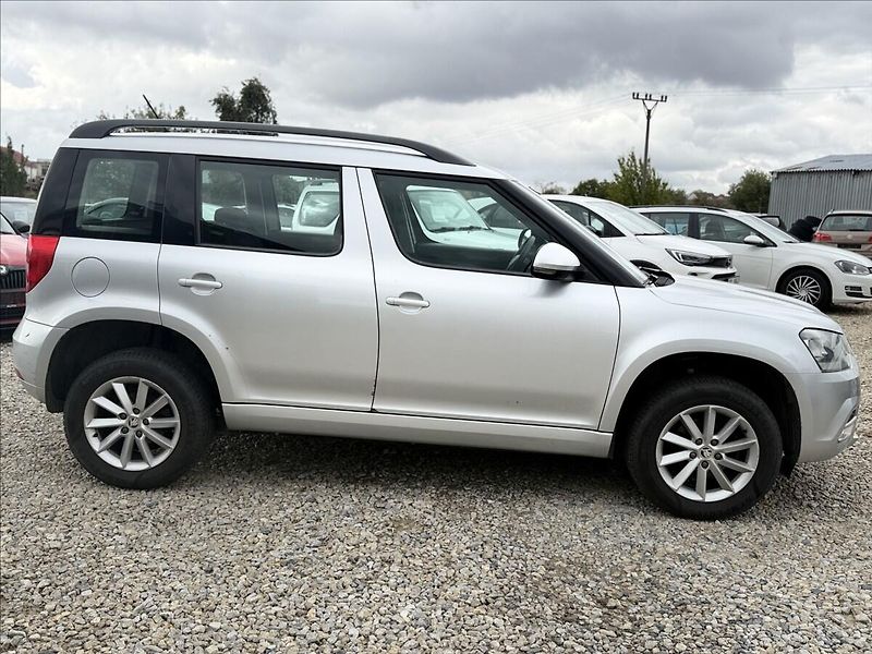 Škoda Yeti 1,2 TSI 77kW KLIMA TAŽNÉ - fotka 4 z 22