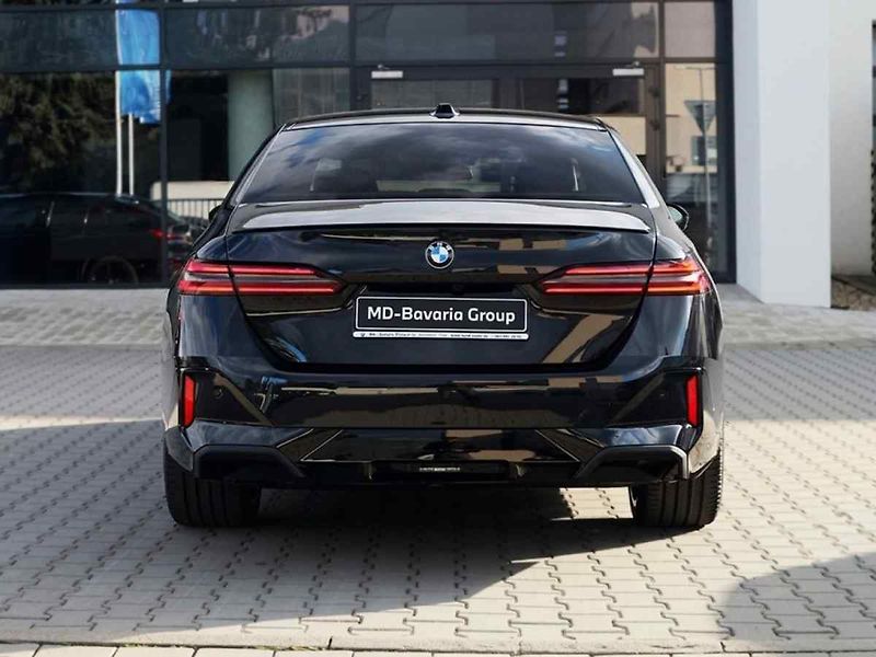 BMW Řada 5 - fotka 5 z 10