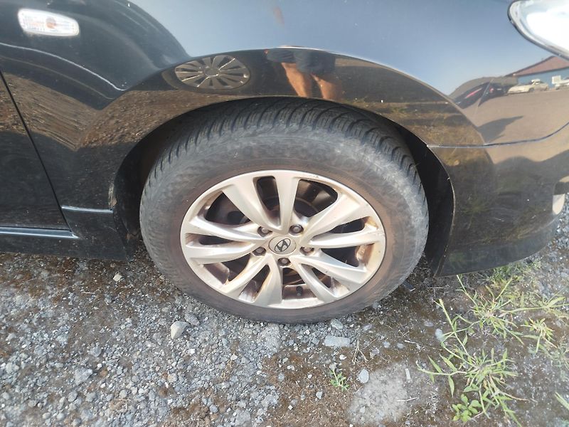 Hyundai i30 (2010) 1.4 16v - fotka 5 z 11