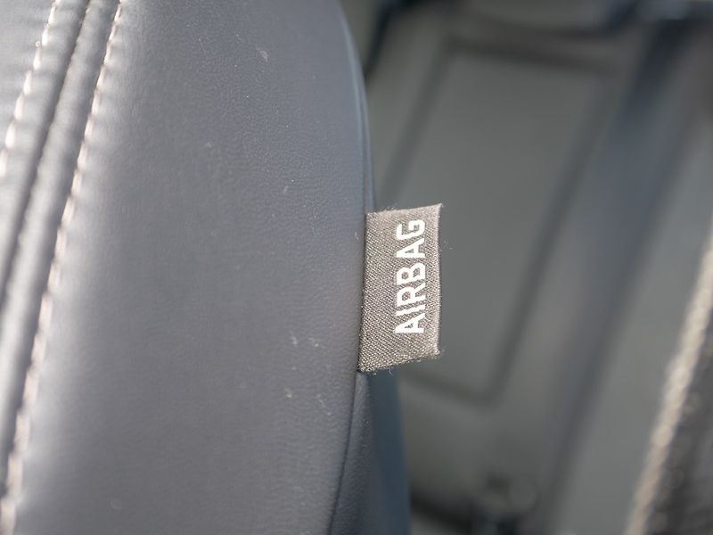 Peugeot 3008 (2018) ČR 1.6HDI 88KW – NAVIGACE - fotka 39 z 55