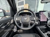 Dodge RAM (2025) 3,0 R6  Laramie Night - náhled 13