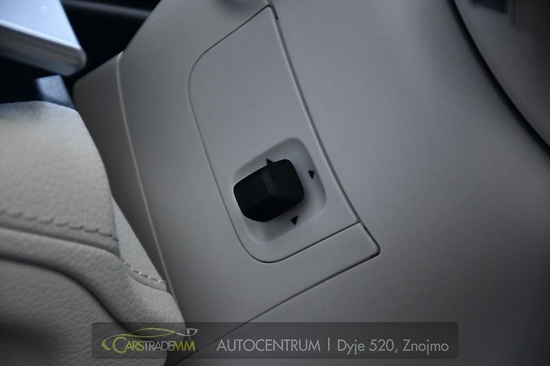 Mercedes-Benz EQE 500 AMG 4MATIC  - fotka 24 z 53