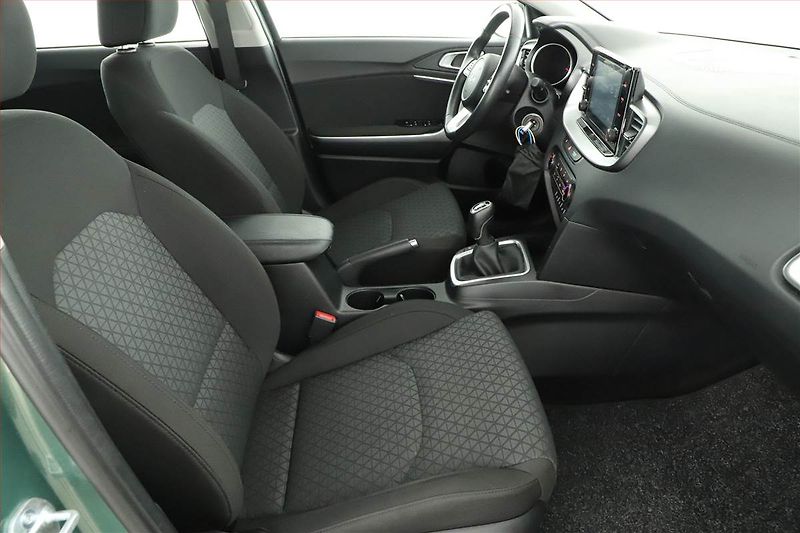 Kia Ceed (2023) Spin 1.0 T-GDI, SPIN, DPH - fotka 7 z 18