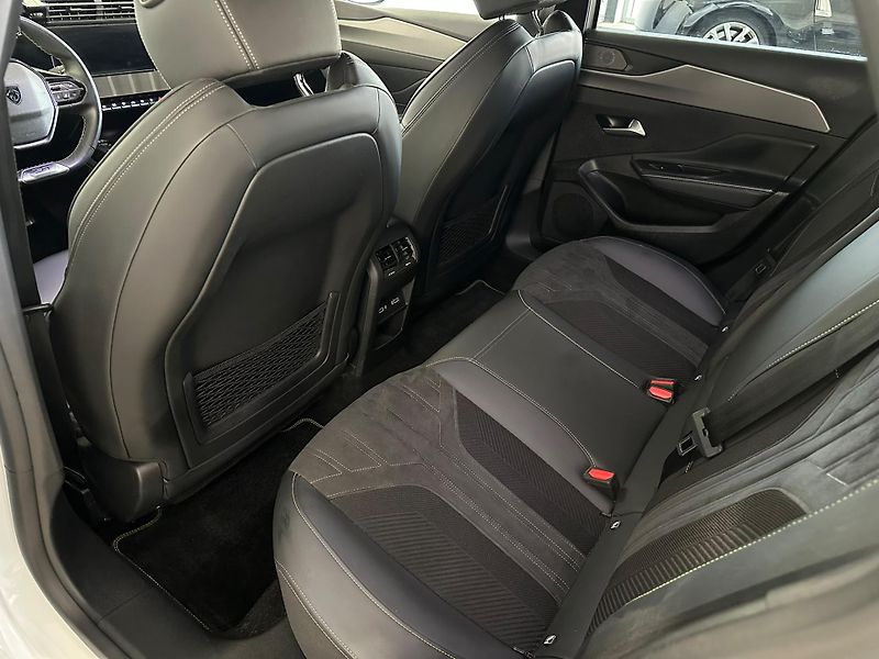 Peugeot 308 (2022) 1.5HDi,GT,ČR,DPH,1.maj. - fotka 8 z 20