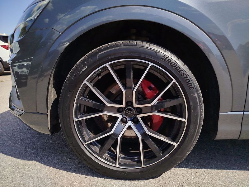 Audi Q8 50TDI Quattro S-Line, ČR, DPH - fotka 14 z 31
