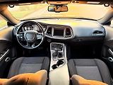 Dodge Challenger (2021) Americká V6 zadokolka - náhled 7