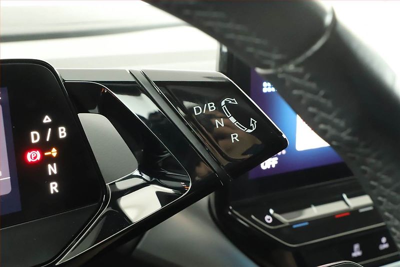 Volkswagen ID.5 (2022) Pro Perf. (82 kWh), SoH 95% - fotka 12 z 20