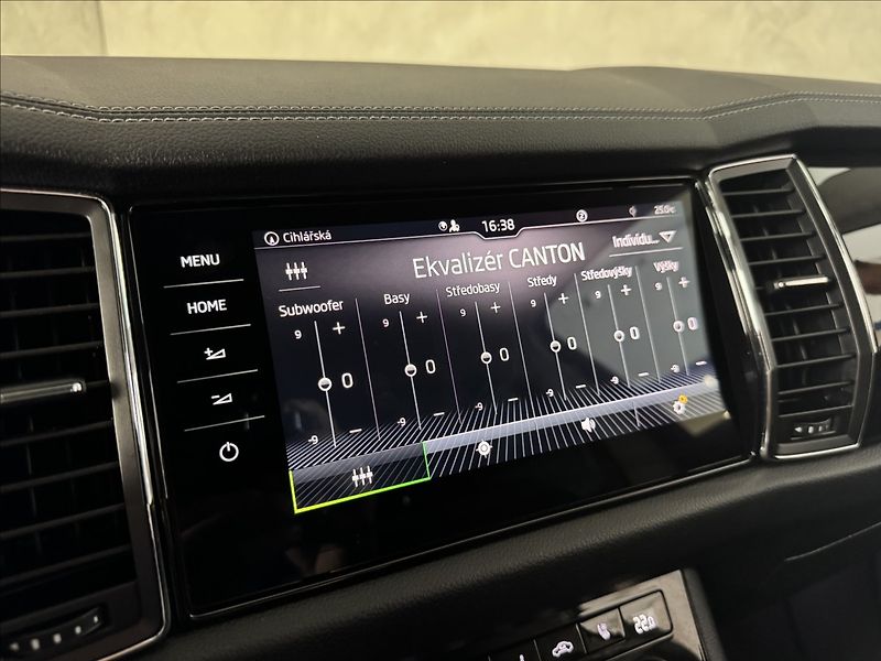 Škoda Kodiaq 2,0 TDi  DSG 4x4 L&K Virtual L - fotka 41 z 50
