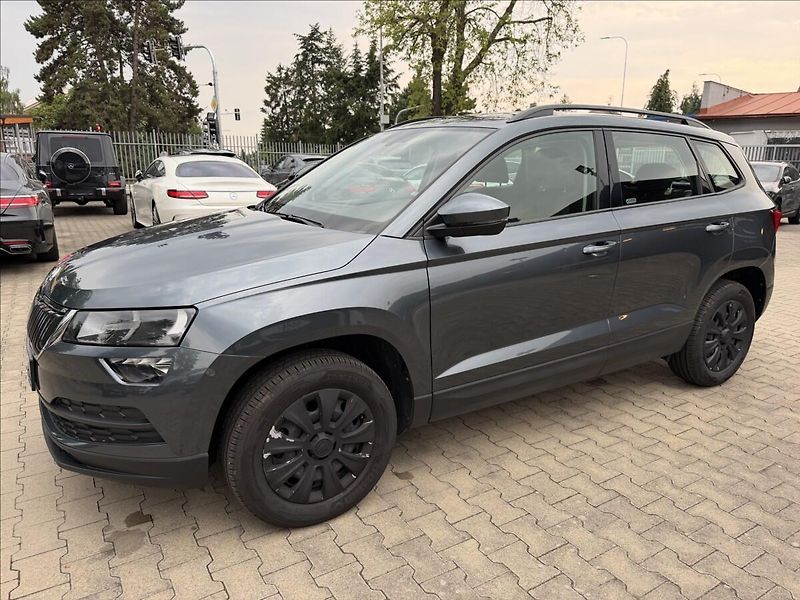 Škoda Karoq 1.0 TSi - fotka 8 z 21