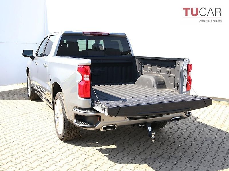 Chevrolet Silverado (2026) High Country 6.2 V8  - fotka 6 z 48