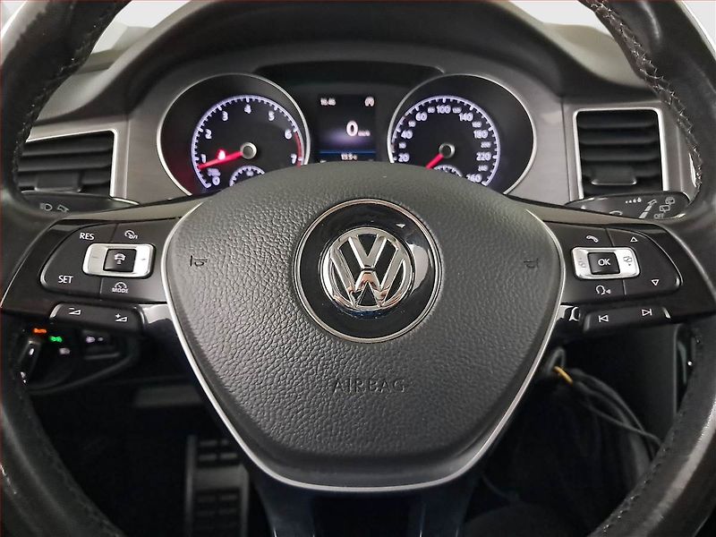 Volkswagen Golf Sportsvan (2016) 1.2 TSI, Tempomat - fotka 18 z 19