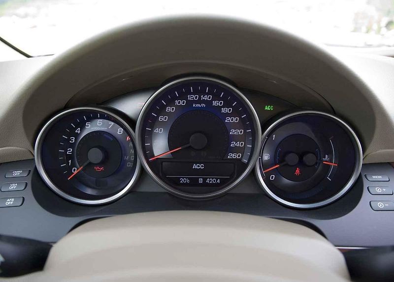 Honda Legend se dnes v bazarech prodává jen po kusech. Stačí na ni ale 200 tisíc korun.