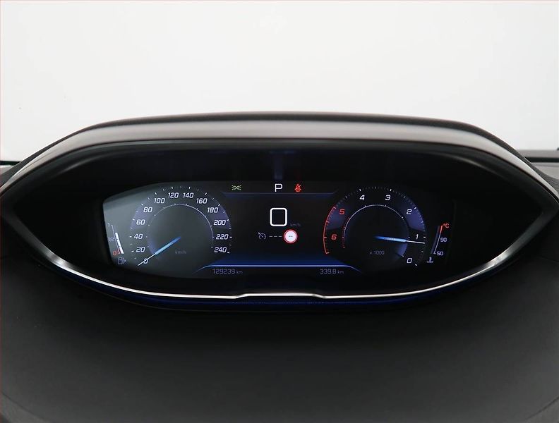 Peugeot 5008 (2022) Active 1.5 BlueHDi, Automat - fotka 11 z 23