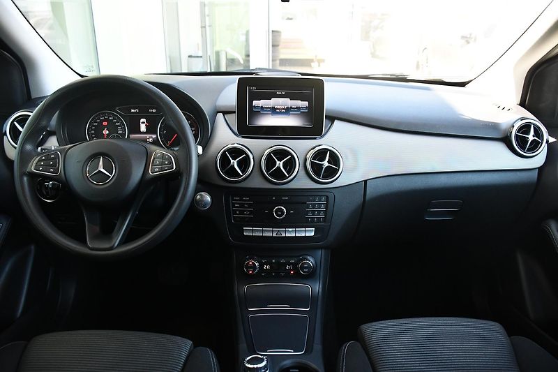 Mercedes-Benz Třídy B 220d PDC 4M N.TOP VYHŘ.SEDAČ - fotka 5 z 38