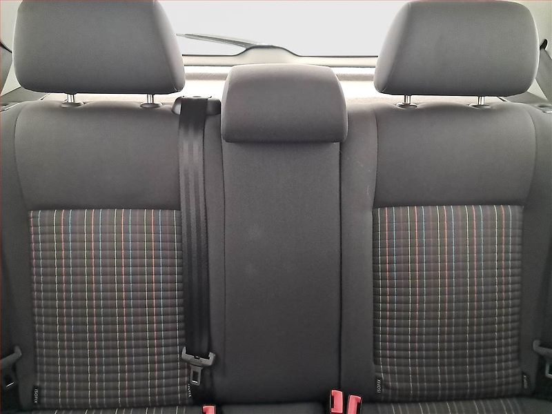 Volkswagen Polo (2006) Trend 1.2 12V, po STK, Klima - fotka 10 z 15