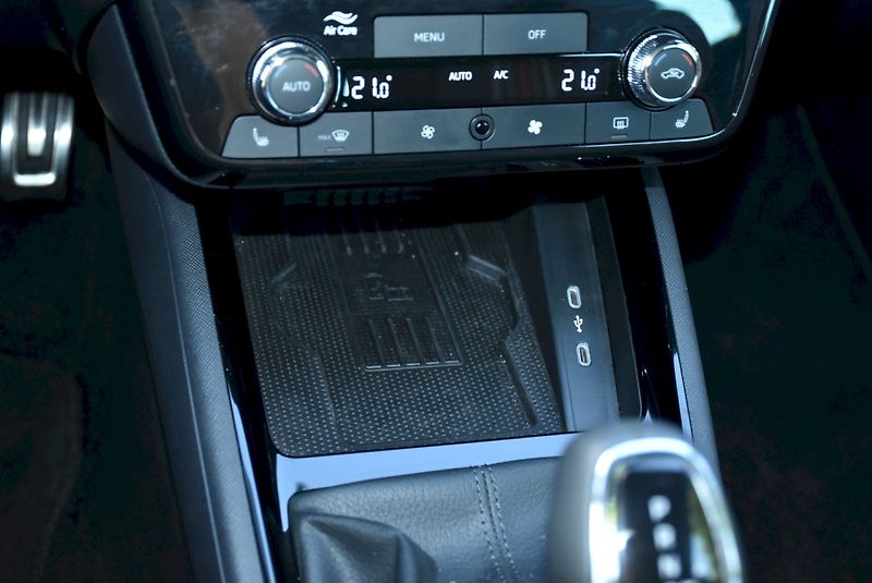 Škoda Scala (2025) Monte Carlo 1.0 TSI 85kW DSG - fotka 25 z 35
