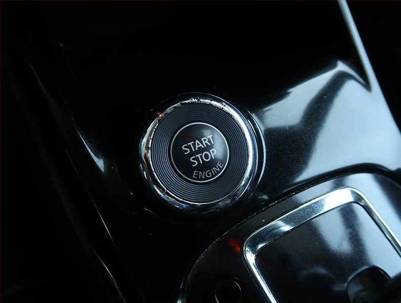 Nissan Pulsar (2015) 1.2 DIG-T, Automat, Tempomat - fotka 19 z 23