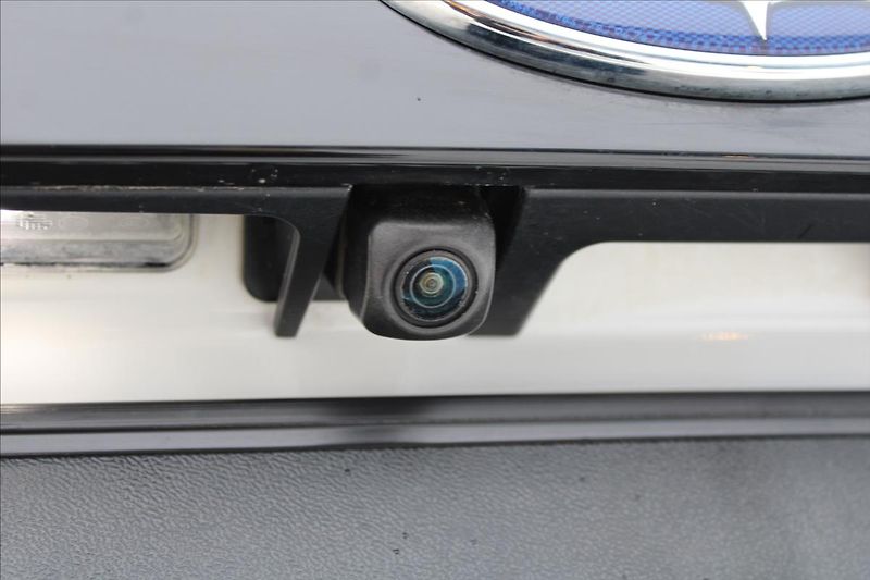 Subaru Forester 2,0 i  1.MAJ,4X4,A/T,ZÁRUKA - fotka 36 z 42