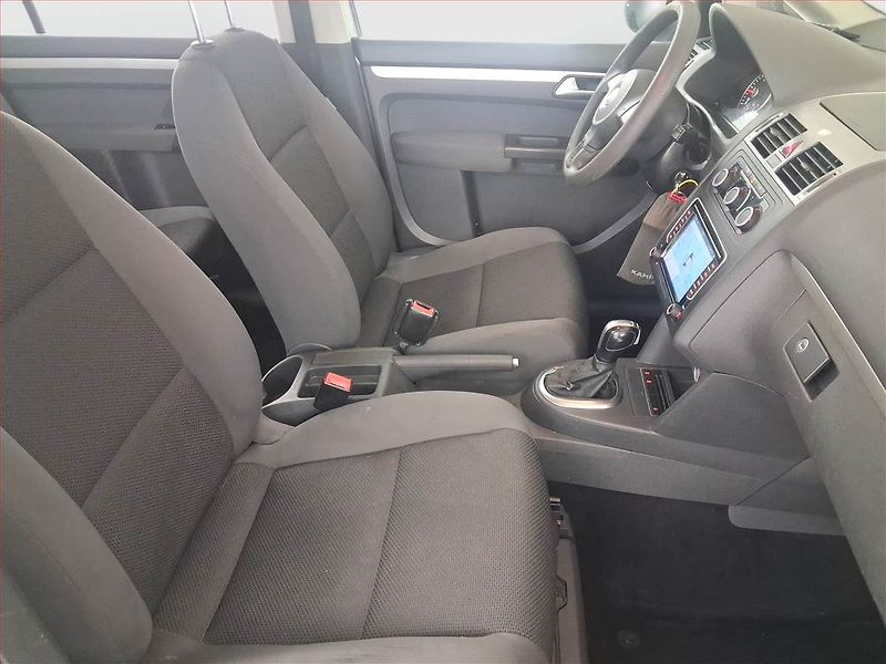 Volkswagen Touran (2015) 1.6 TDI, Automat, Tempomat - fotka 9 z 16