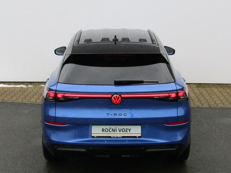 Volkswagen T-Roc R-Line 1,5 eTSI 110 kW 7DSG - fotka 12 z 30
