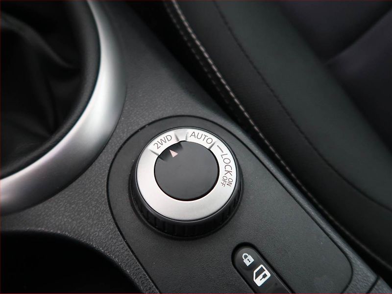 Nissan Qashqai (2013) 1.6 dCi, 4X4, Serv.kniha - fotka 18 z 18