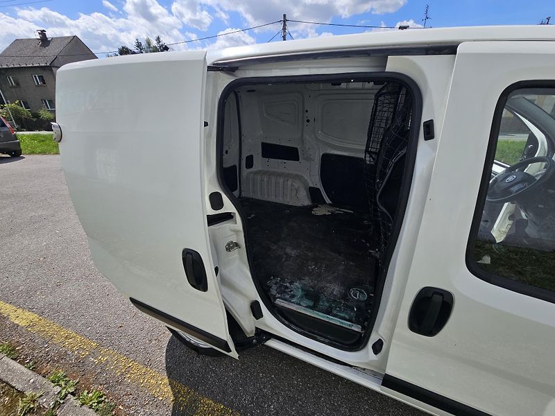 Fiat Fiorino (2020) 1.3 JTD 59KW KLIMA - fotka 15 z 17