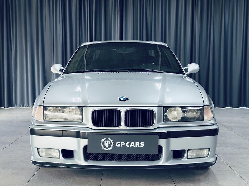 BMW M3 (1993) M3 Coupe E36 Manual TOP STAV - fotka 2 z 22