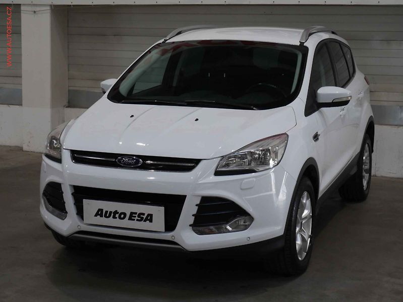 Ford Kuga (2013) 2.0 TDCi 4x4, 2.maj, Navi - fotka 3 z 22