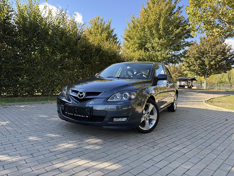 Mazda 3 1.6 Sport Active - fotka 1 z 28