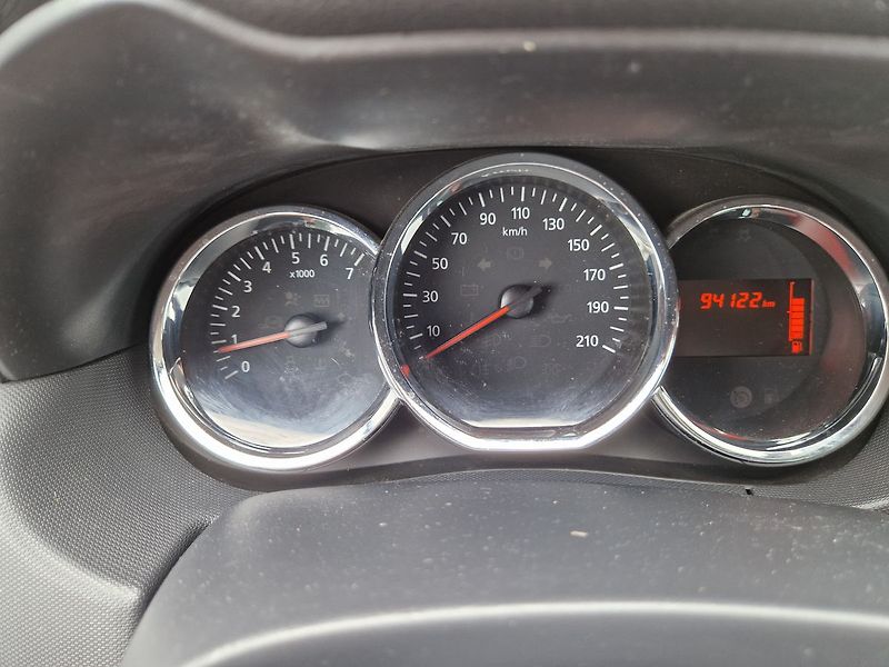 Dacia Duster Prestige  1.2 TCe - fotka 12 z 29