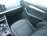 Škoda Karoq (2020) 1.6 TDI, Navi, Tempomat - náhled 8