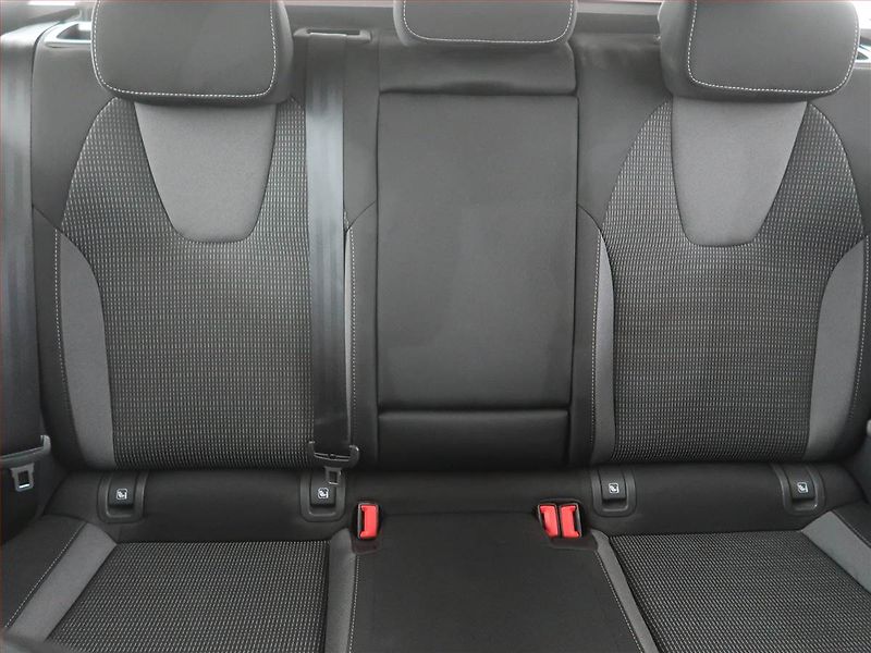 Škoda Octavia (2023) Ambition 2.0 TDI, ČR,1.maj - fotka 10 z 18