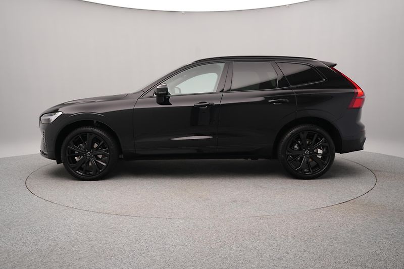 Volvo XC60 (2026) B5 AWD AUT ULTRA BLACK EDITION - fotka 9 z 24