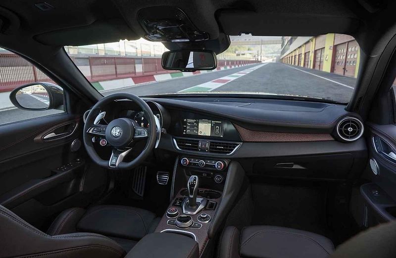Alfa Romeo Giulia a Stelvio Super Sport