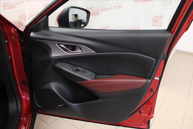 Mazda CX-3 2,0 i 110KW AWD - fotka 12 z 35