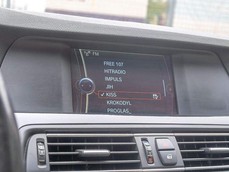 BMW Řada 5 (2012) 3.0D – NOVÉ V ČR - fotka 26 z 55