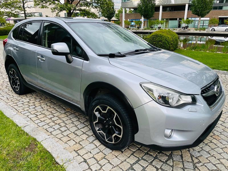 Subaru XV 2.0i 4x4 AUT VÝHŘEV SERVISKA - fotka 8 z 51