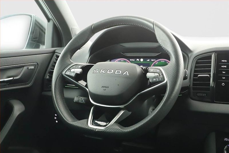 Škoda Karoq (2025) 2.0 TDI, Sportline, Navigace - fotka 15 z 17