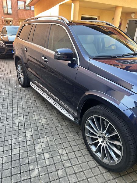 Mercedes-Benz GLS (2018) - fotka 2 z 22