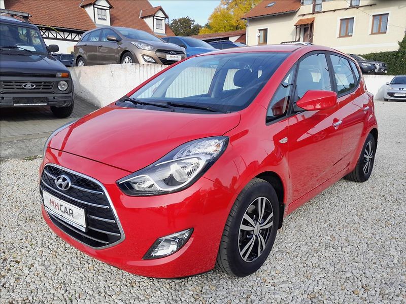 Hyundai ix20 1,6i 91 kW - fotka 3 z 49