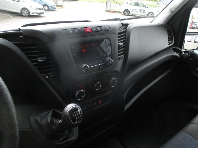 Iveco Daily 35C16, 2,3, HČ, 8 palet - fotka 14 z 19
