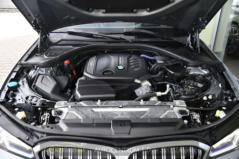 BMW Řada 3 320D xD M-SPORT ČR 1.M HUD H/K - fotka 56 z 58