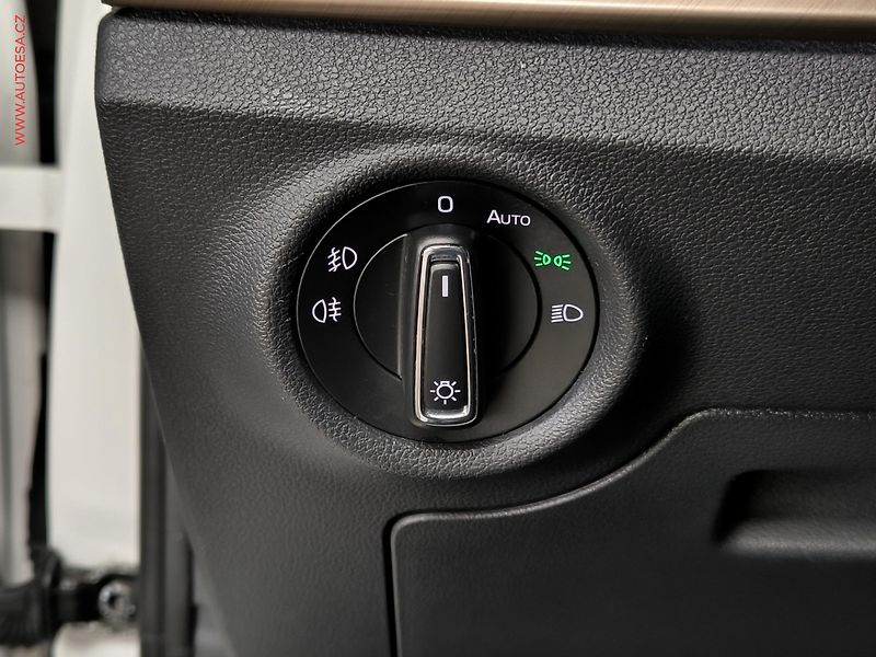 Škoda Scala (2021) 1.5 TSi, ČR, DSG, LED, kamera - fotka 16 z 17