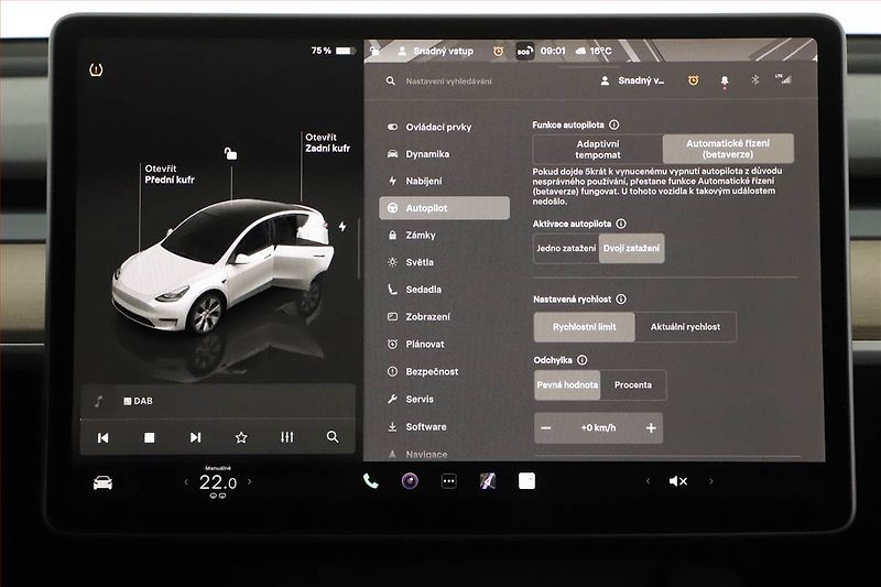 Tesla Model Y (2022) RWD LFP 60kWh, SoH 96% - fotka 14 z 21