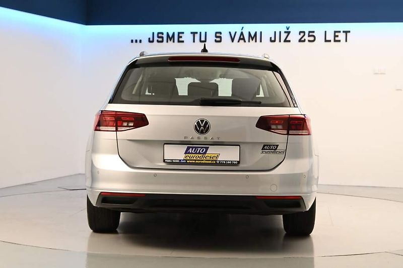 Volkswagen Passat (2021) 2.0 LED Kamera TDI - fotka 6 z 30